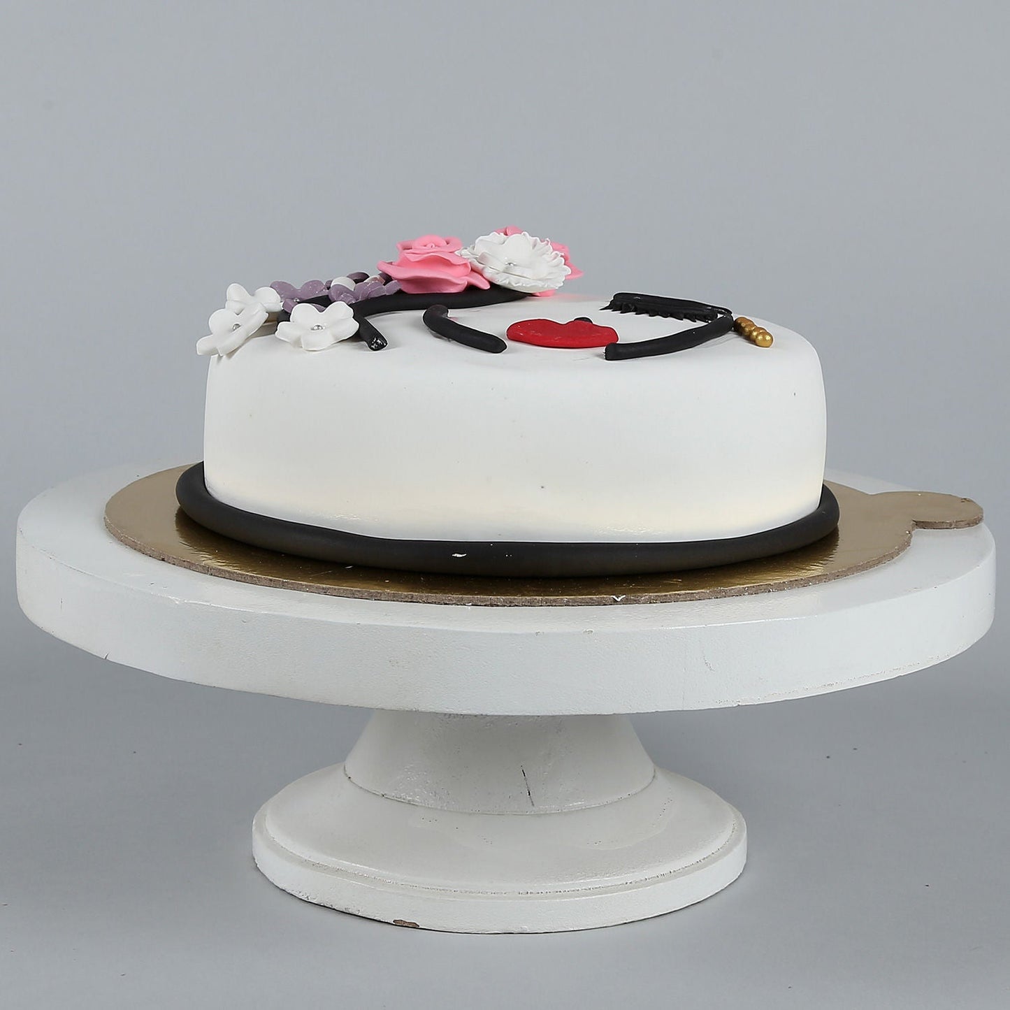 Beautiful Lady Truffle Cake